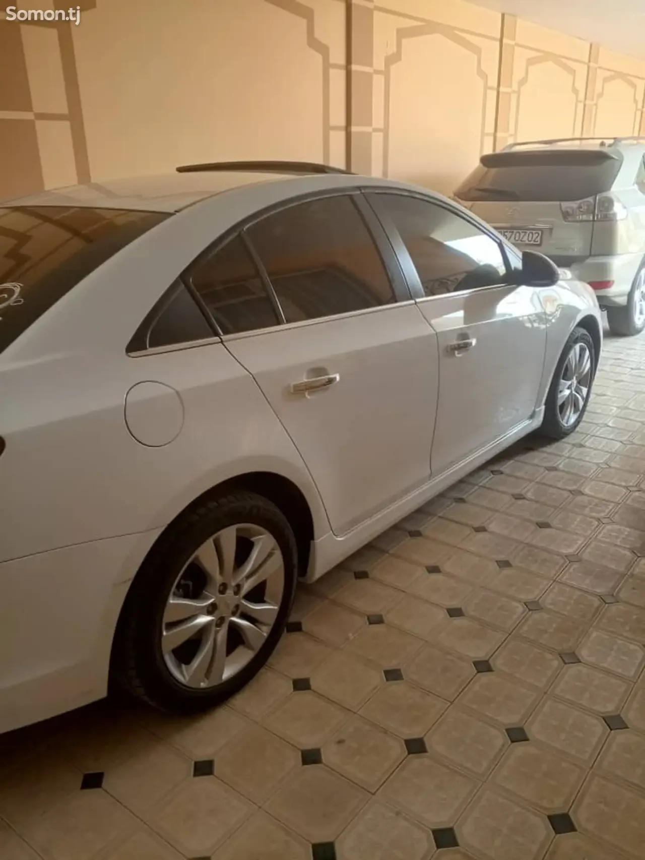 Chevrolet Cruze 2013 · 1.8 AT