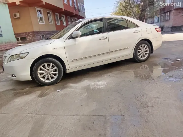 Toyota Camry 2006 · 2.4 MT