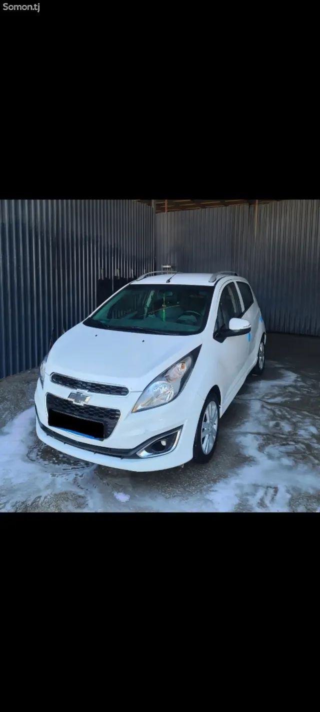 Chevrolet Spark 2014 · 1.1 AT