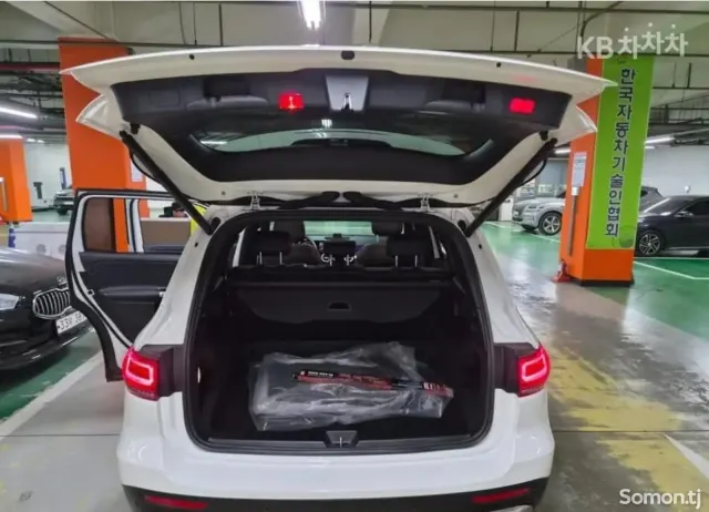 Mercedes-Benz GLB class 2021 · 2.0 AT