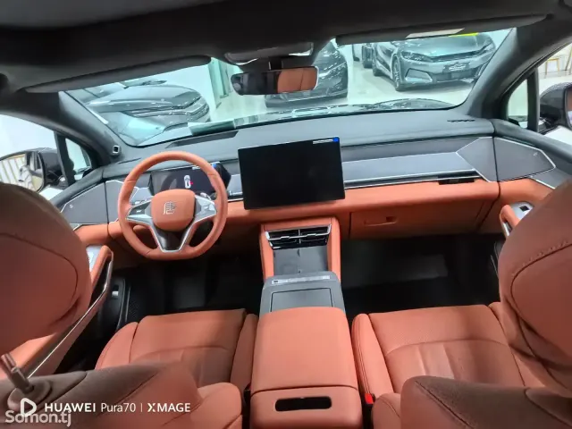 BYD Tang 2025 · AT
