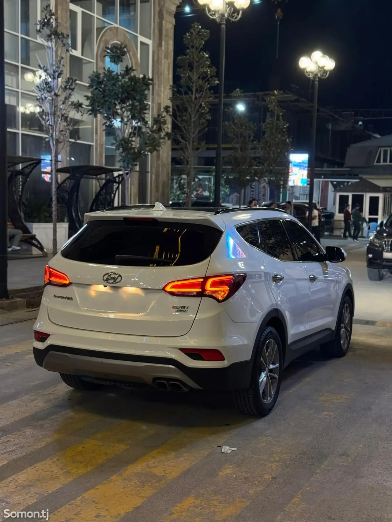 Hyundai Santa Fe 2016 · 2.0 AT