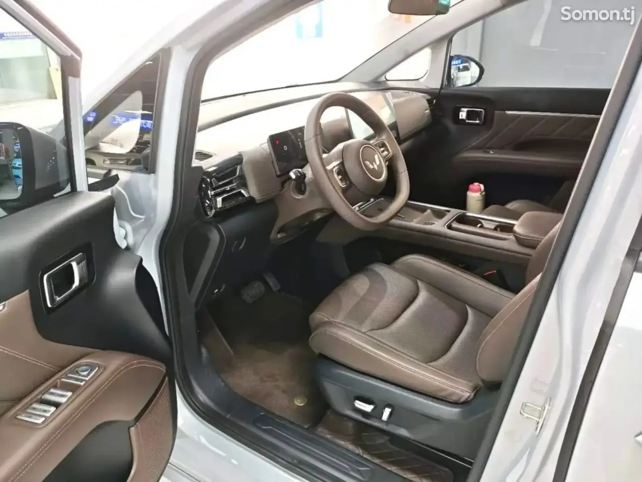 Wuling Starlight 2025 · AT