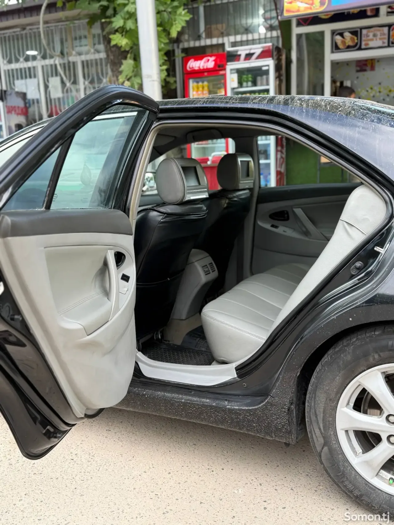 Toyota Camry 2008 · 2.4 AT
