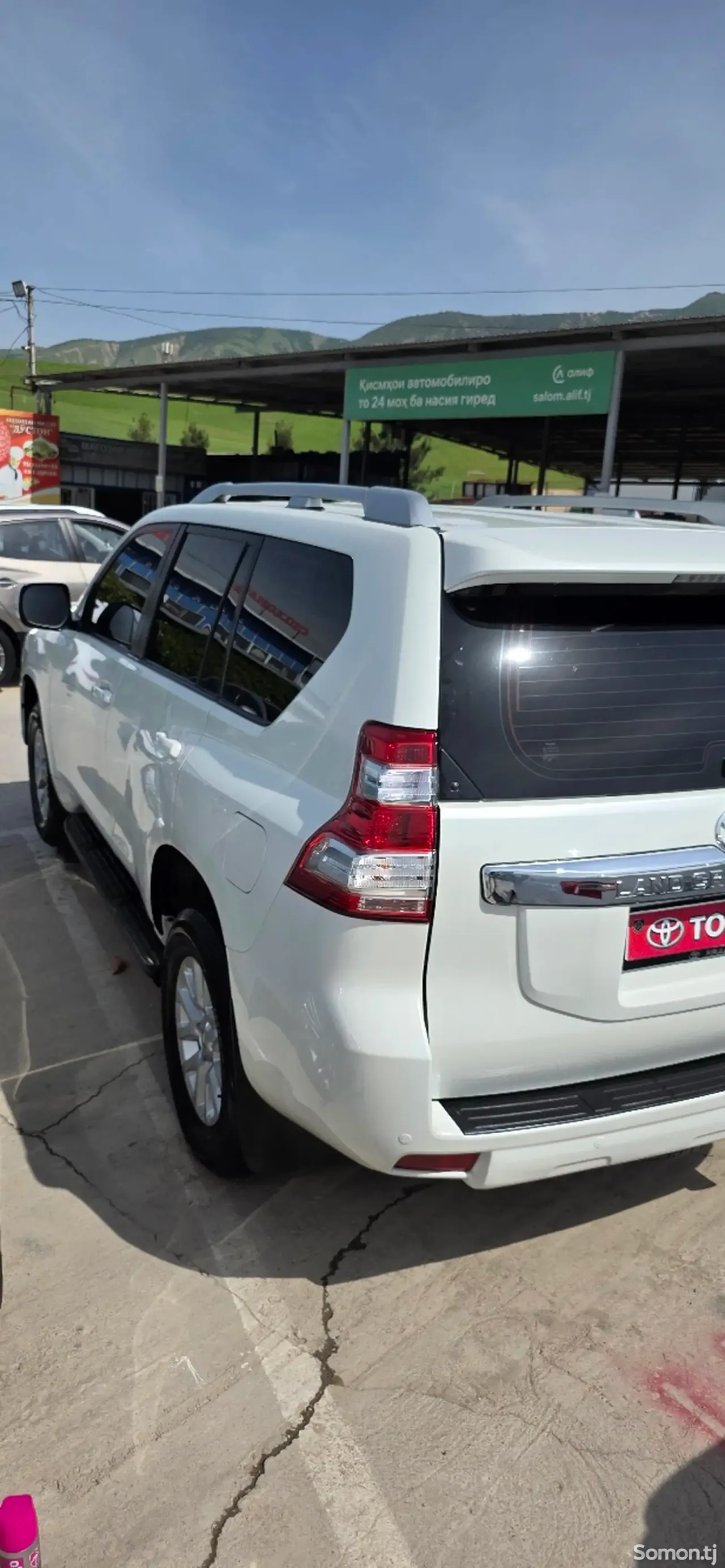 Toyota Land Cruiser Prado 2012 · 4.0 AT