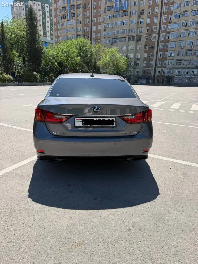 Lexus GS series 2013 · 4.5 AT