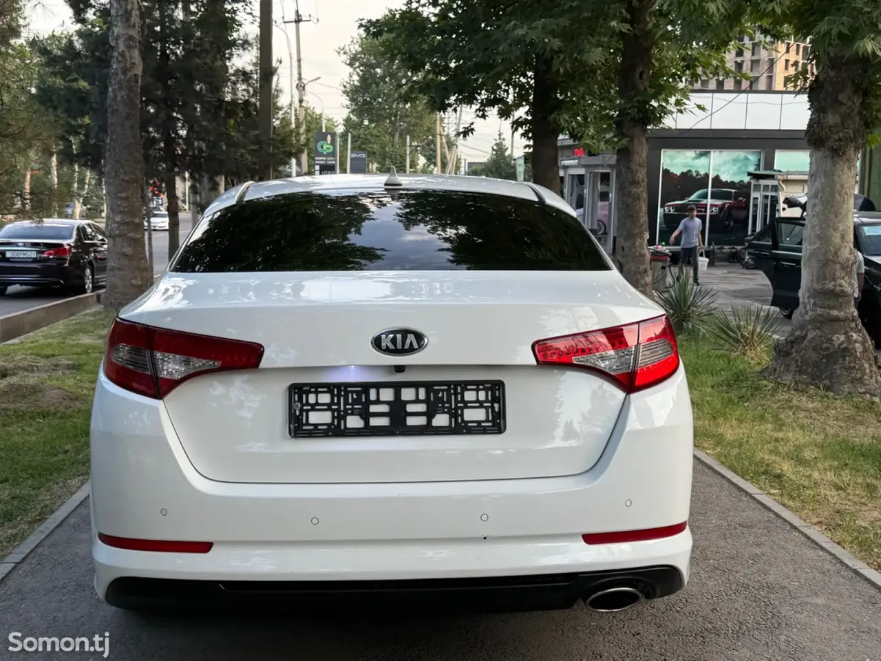 Kia K5 2013 · 2.0 AT