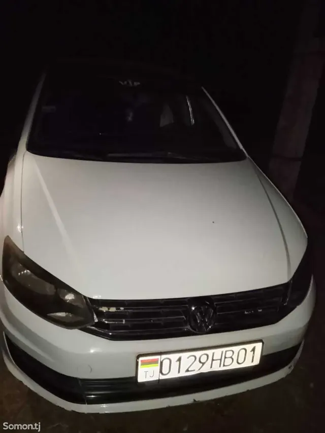 Volkswagen Polo 2019 · 1.6 AT