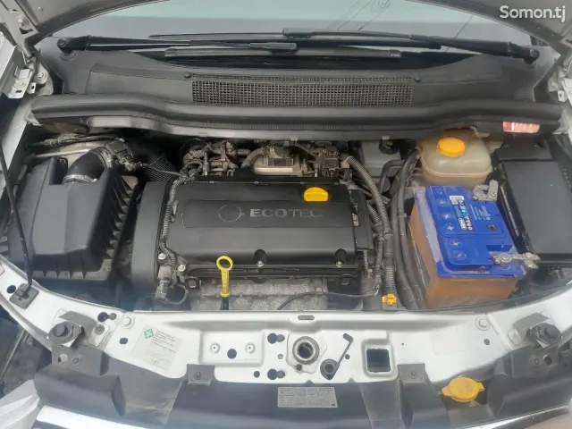 Opel Zafira 2006 · 1.8 MT