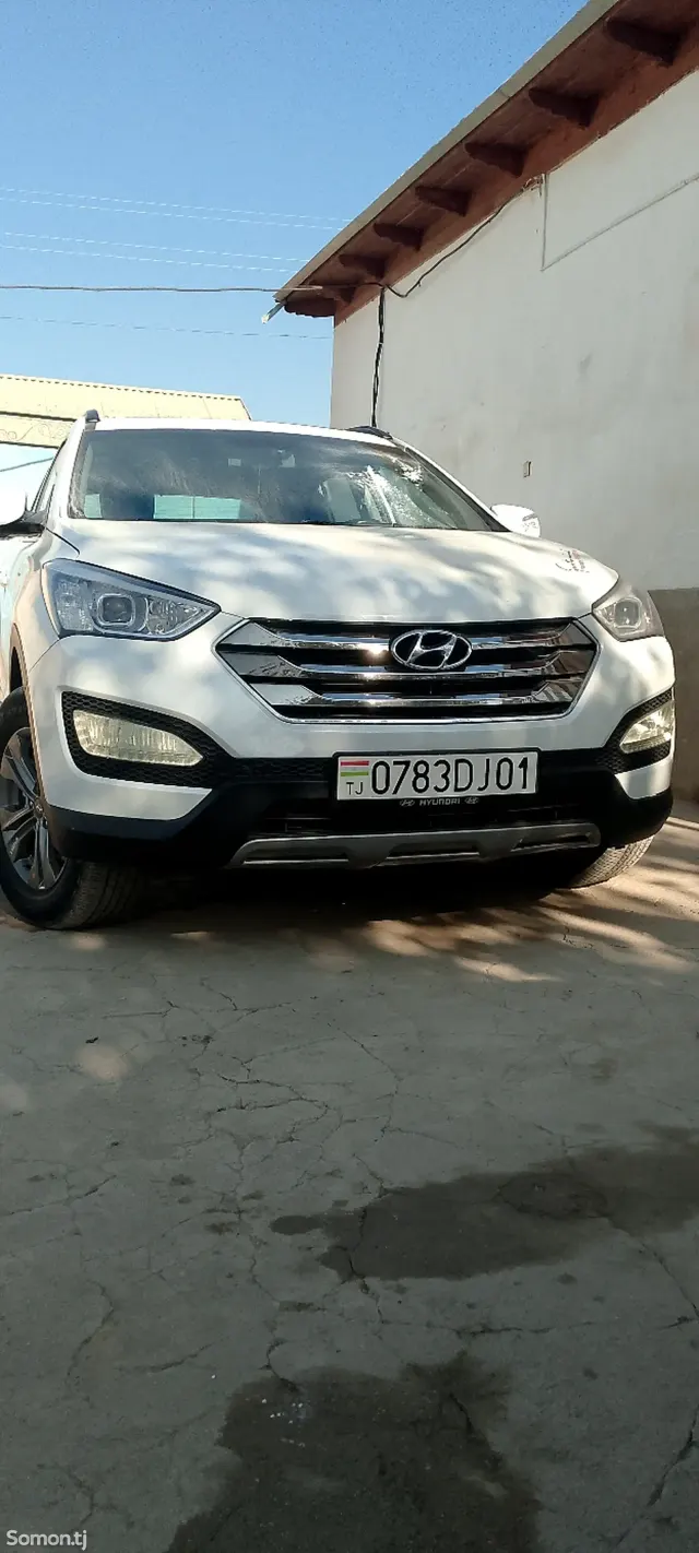 Hyundai Santa Fe 2014 · 2.4 AT