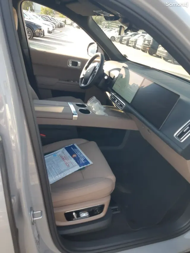 Li Auto (Lixiang) L9 2025 · 2.0 AMT