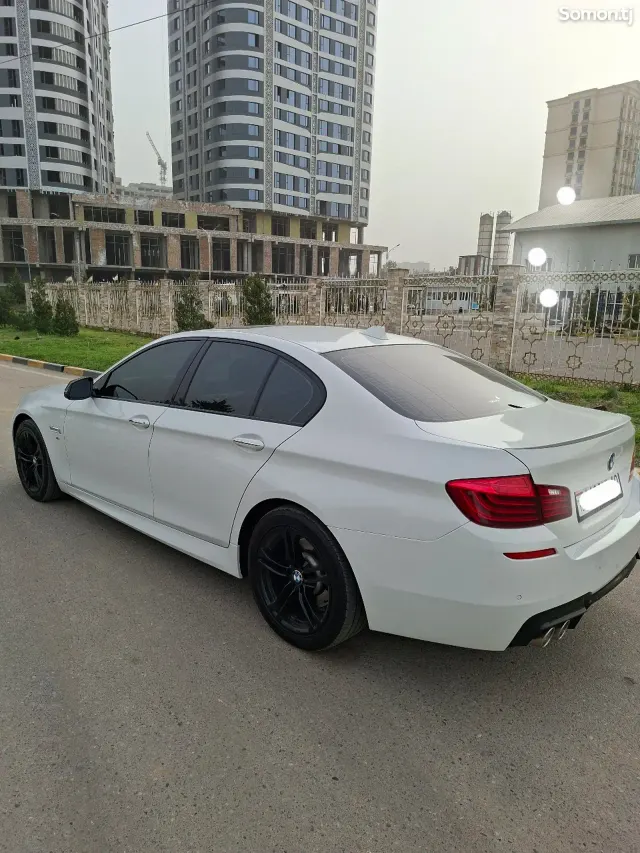 BMW M5 2014 · 3.0 AT