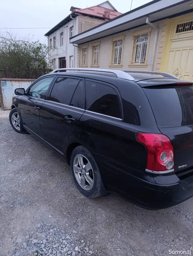 Toyota Avensis 2007 · 1.8 MT