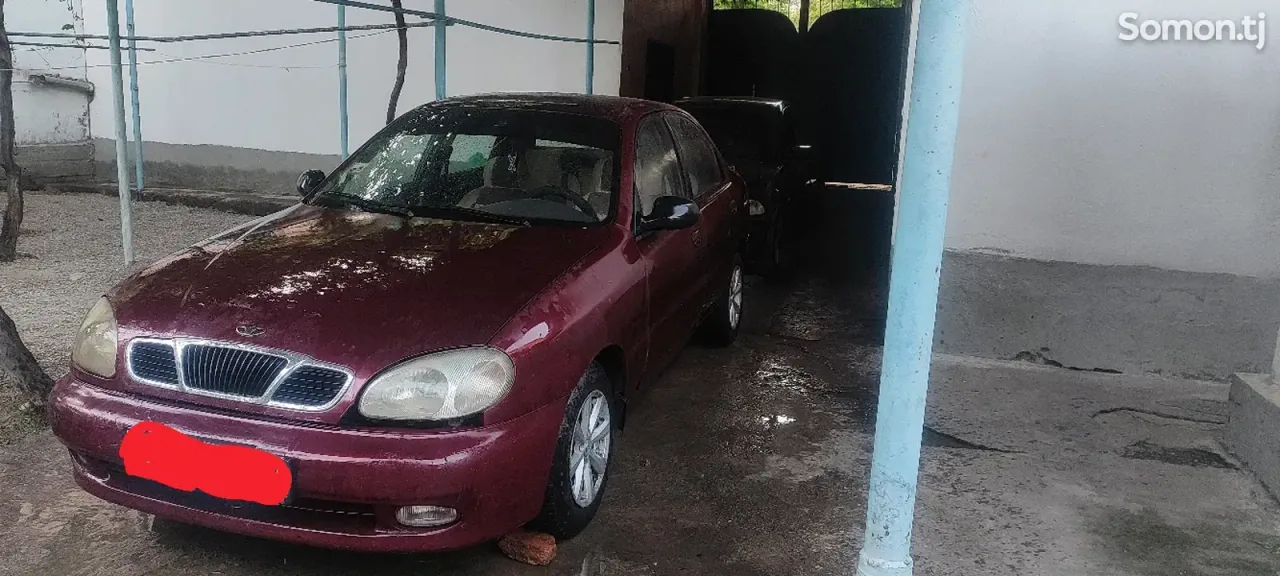 Daewoo Lanos 1997 · 1.5 MT