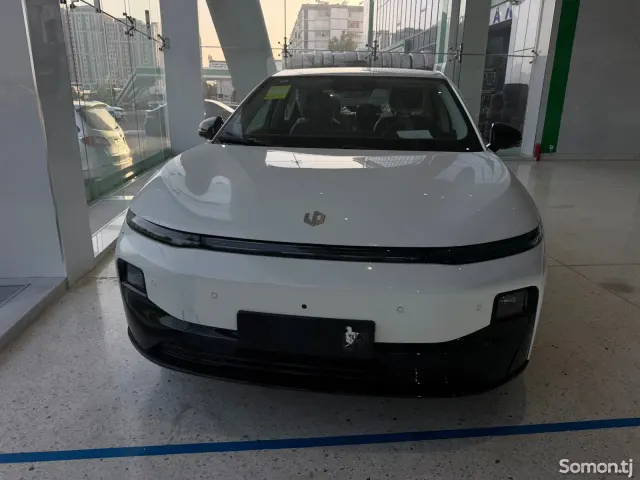 Leapmotor C01 2025 · AT