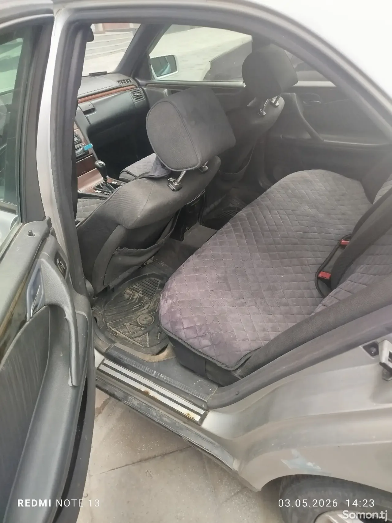Mercedes-Benz E class 1996 · 2.0 MT