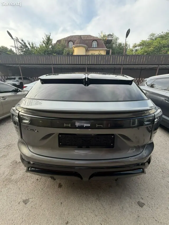 HiPhi X 2021 · AT