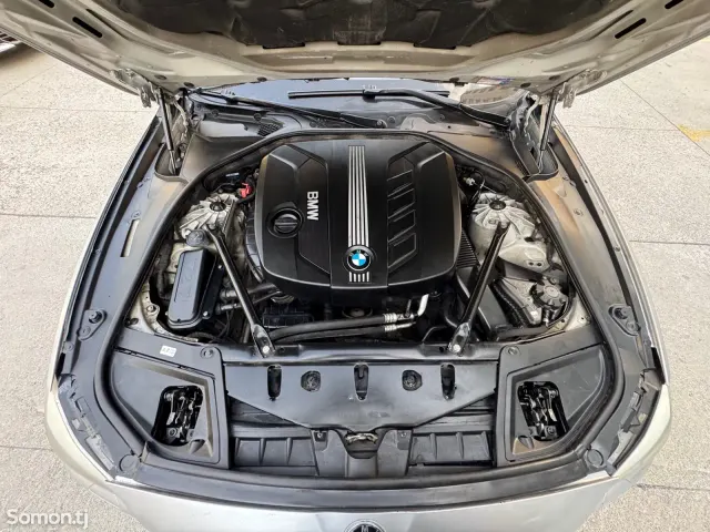 BMW 5 series 2012 · 2.0 AT