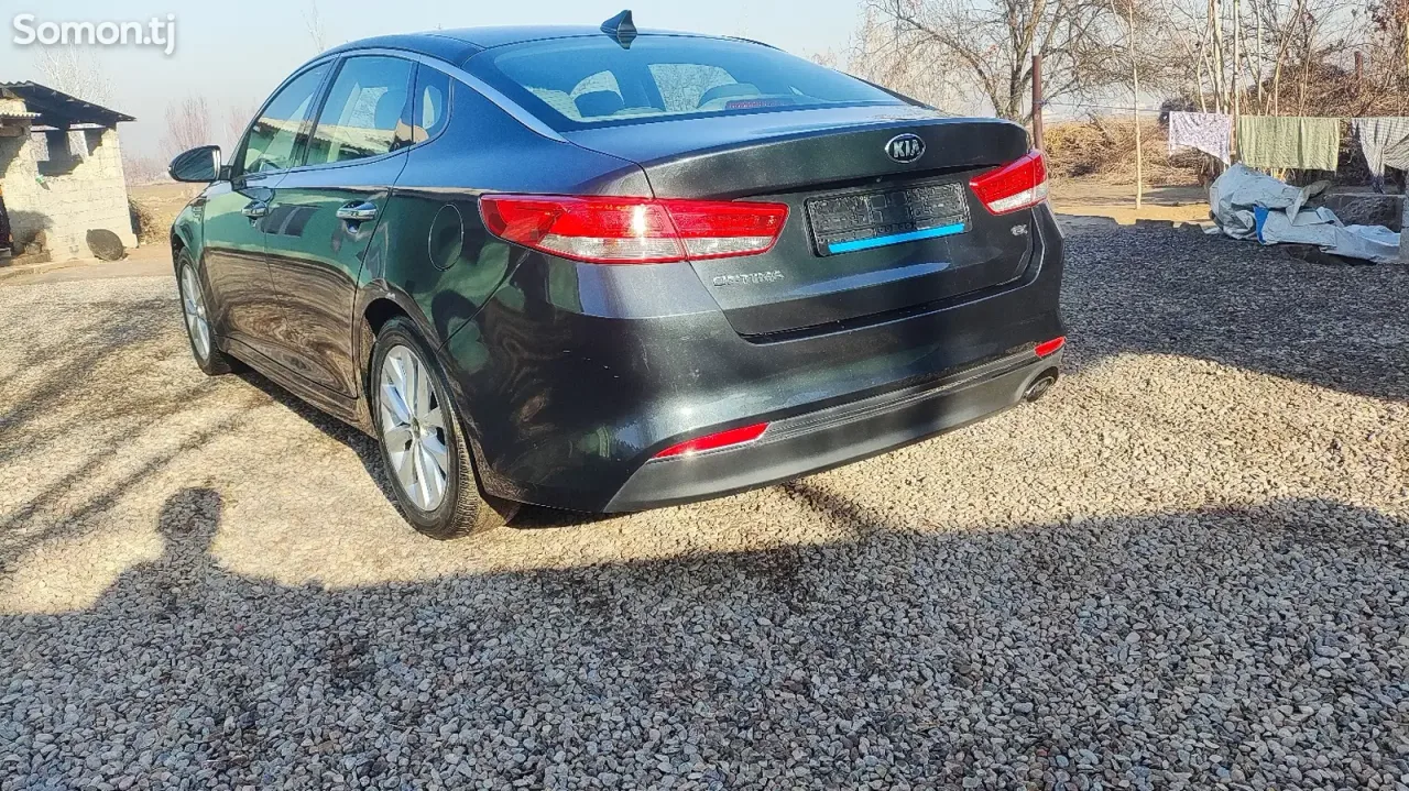 Kia Optima 2016 · 2.4 AT