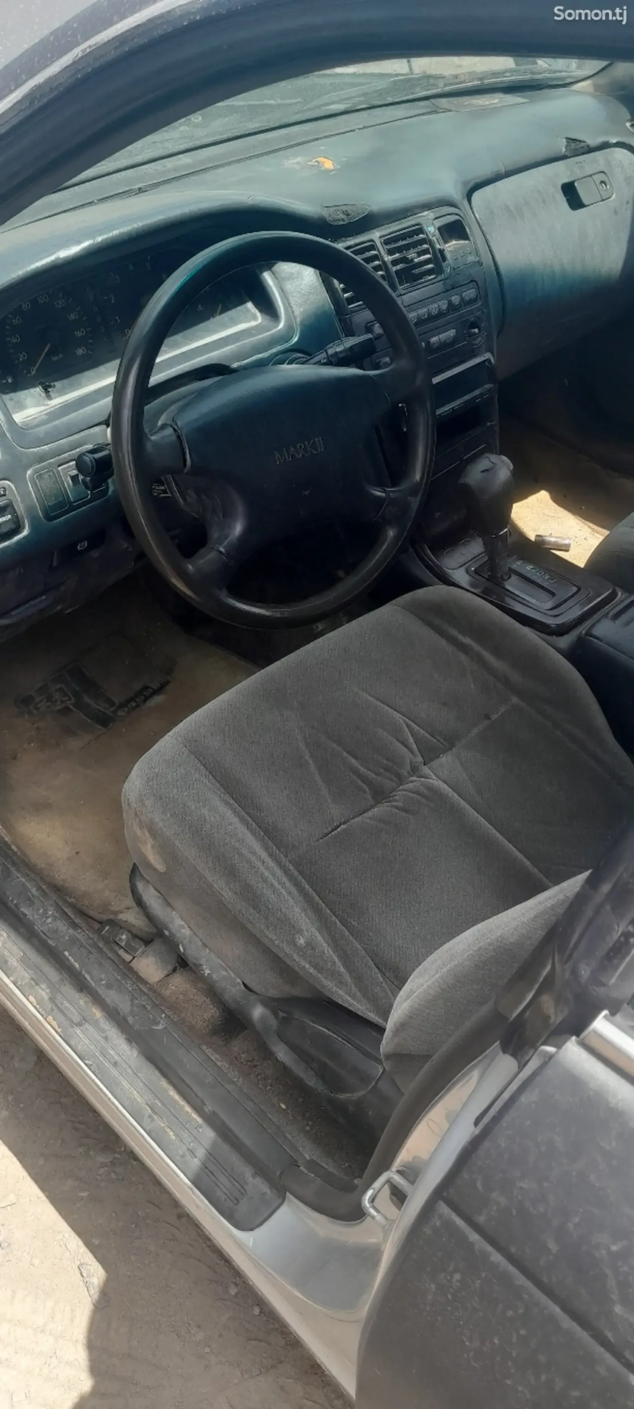 Toyota Mark II 1995 · 2.0 AT