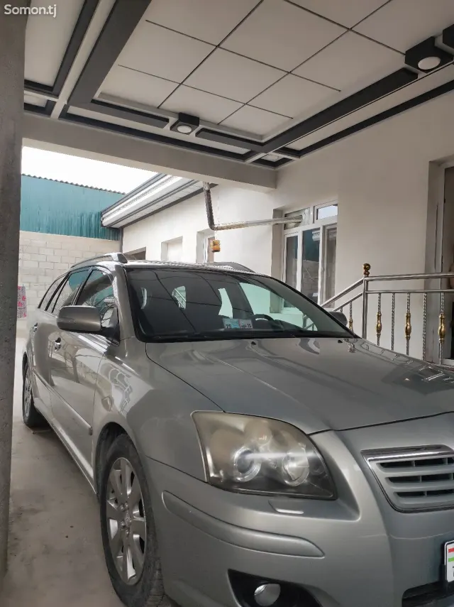 Toyota Avensis 2008 · 2.0 MT
