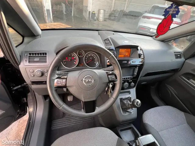 Opel Zafira 2014 · 1.8 MT