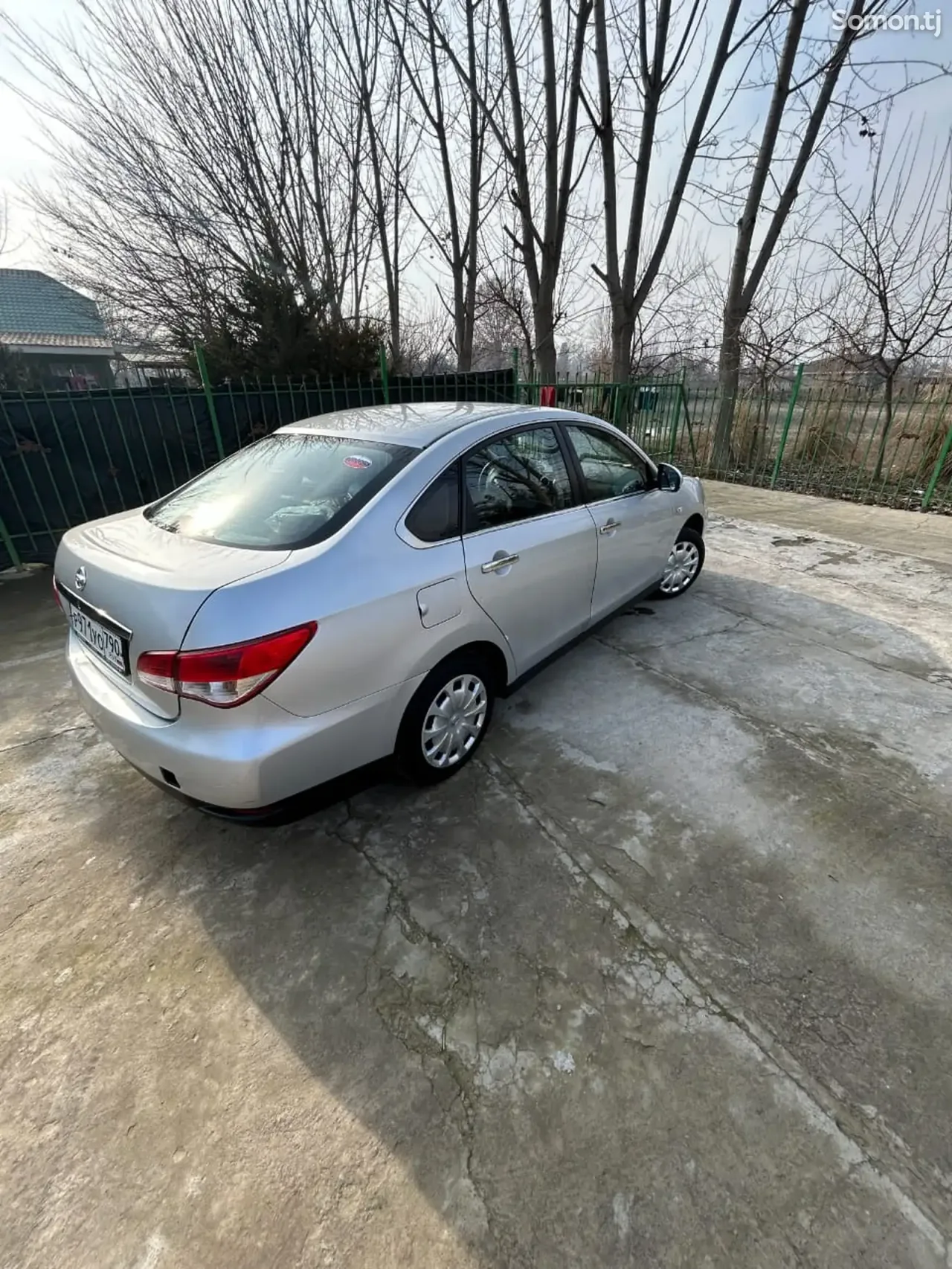 Nissan Almera 2014 · 1.6 MT
