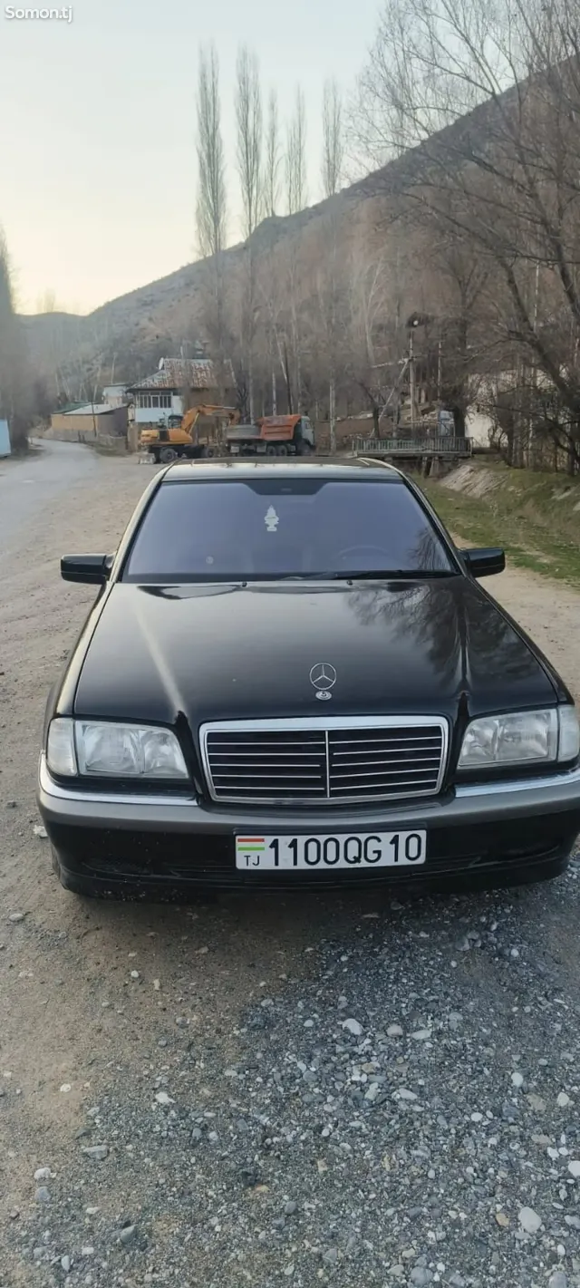 Mercedes-Benz C class 1999 · 2.8 AT