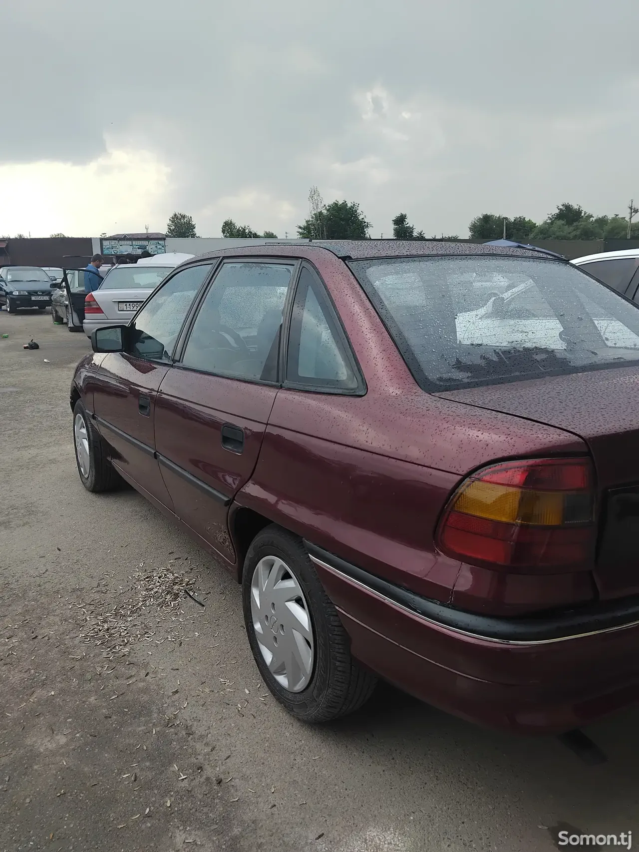 Opel Astra F 1993 · 1.6 MT