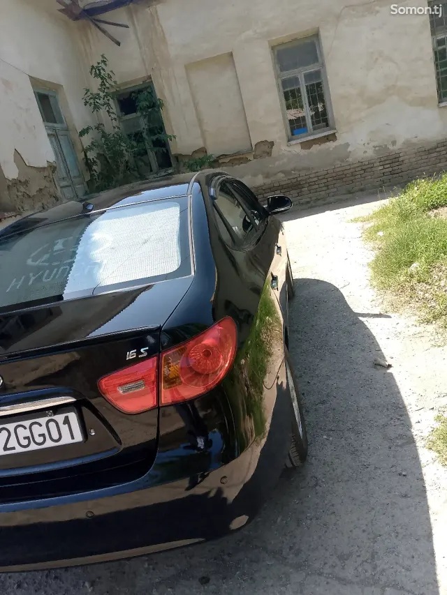 Hyundai Avante 2007 · 1.6 AT