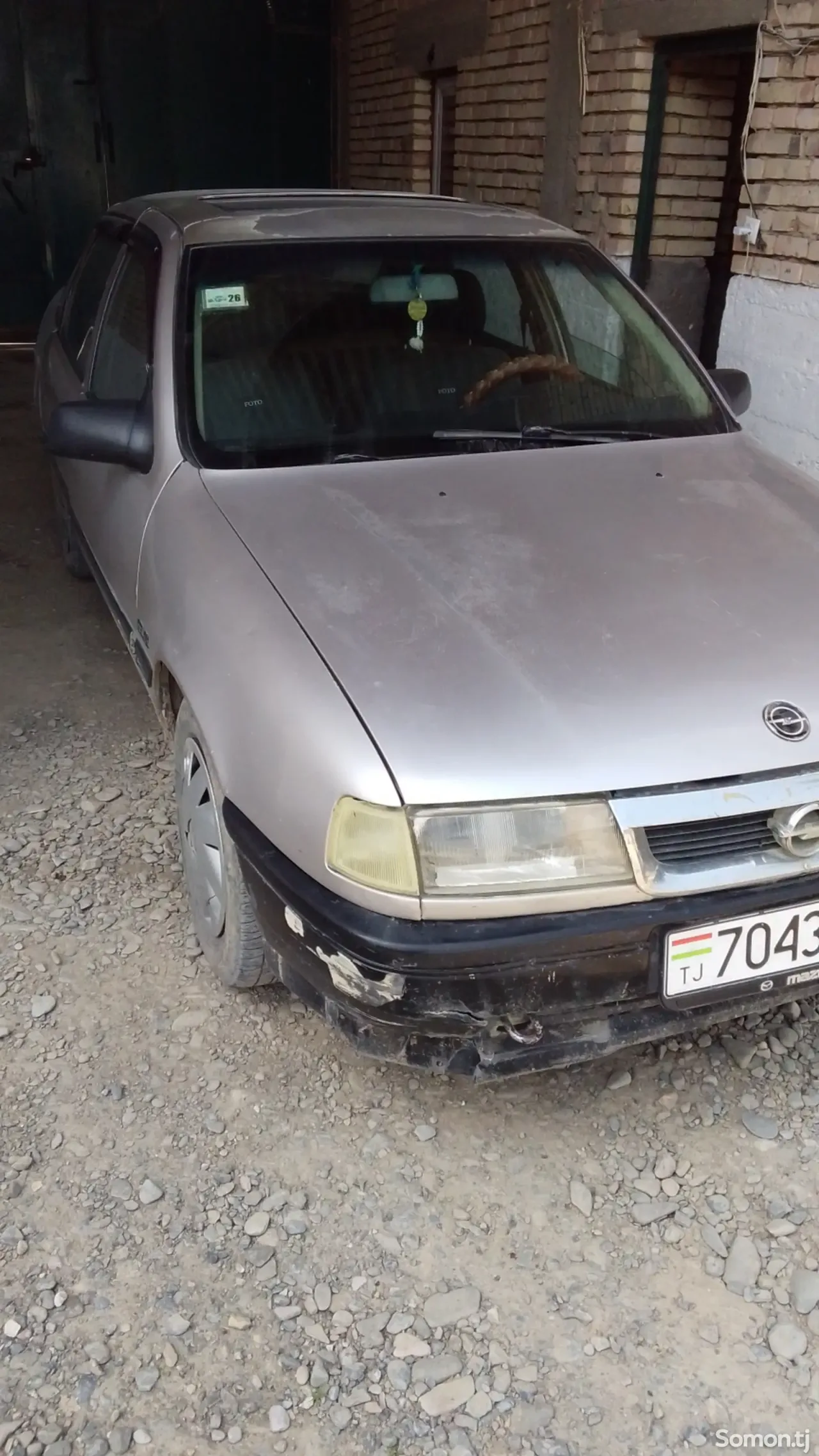 Opel Vectra A 1992 · 1.6 MT