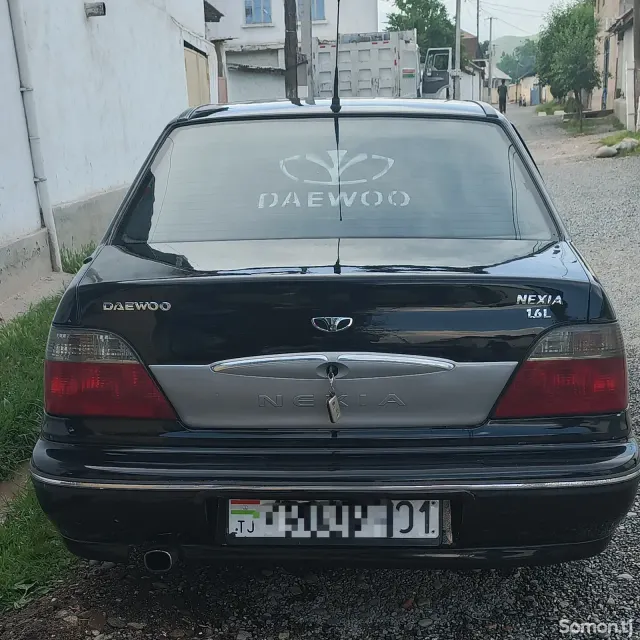 Daewoo Nexia 1995 · 1.6 MT