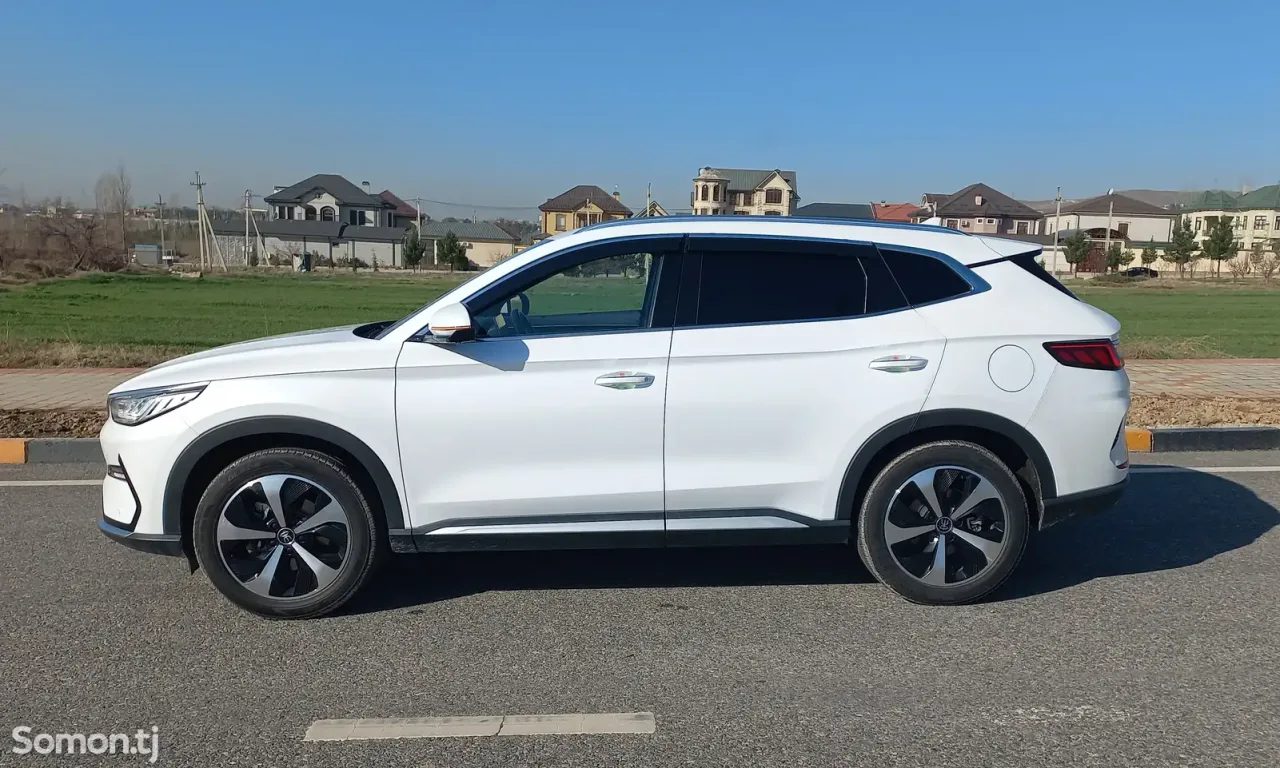 BYD Song Plus 2022 · AT