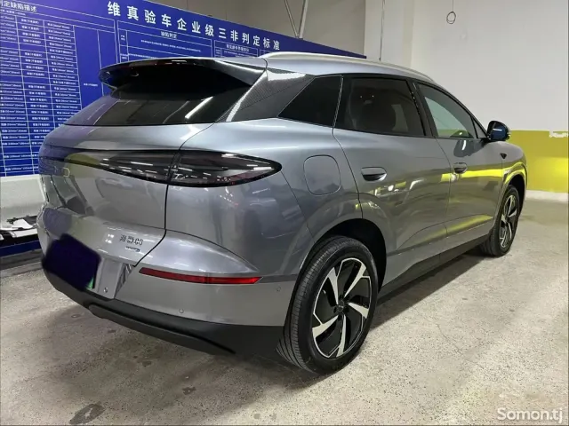 BYD Seal 2025 · AT