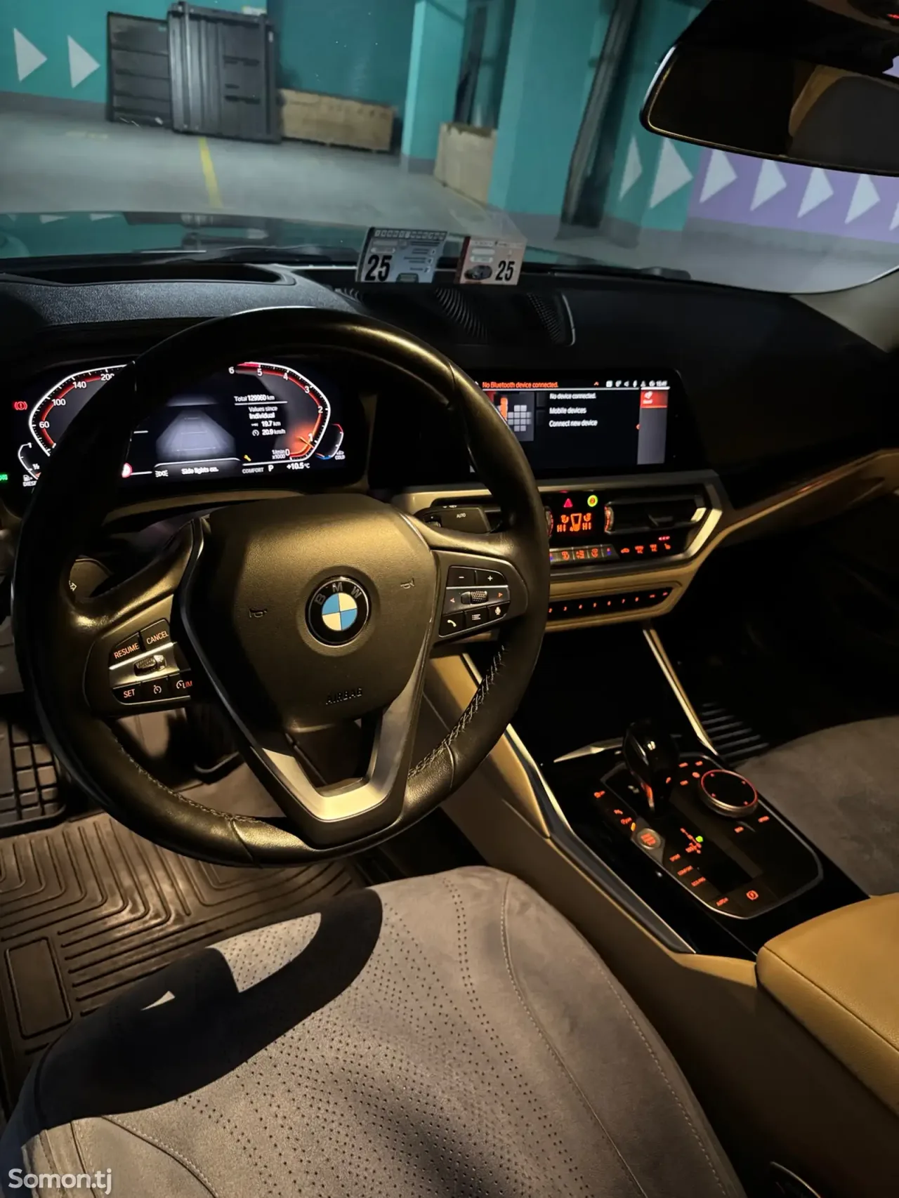 BMW 3 series 2019 · 2.0 AT