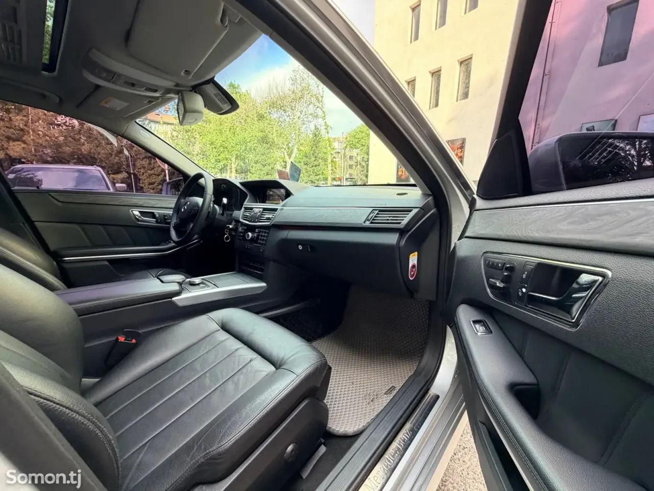 Mercedes-Benz E class 2010 · 3.0 AT
