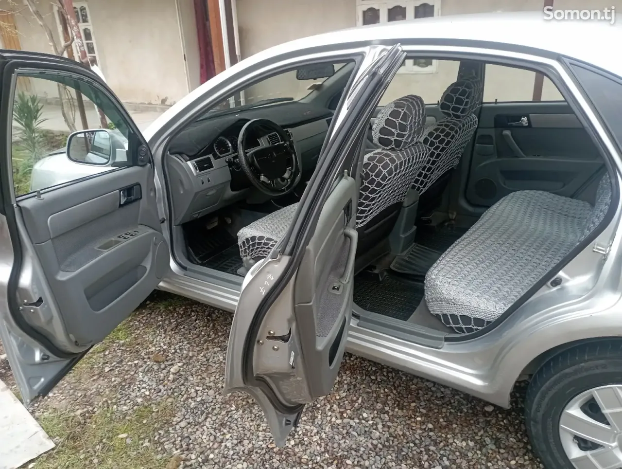 Chevrolet Lacetti 2011 · 1.6 AT