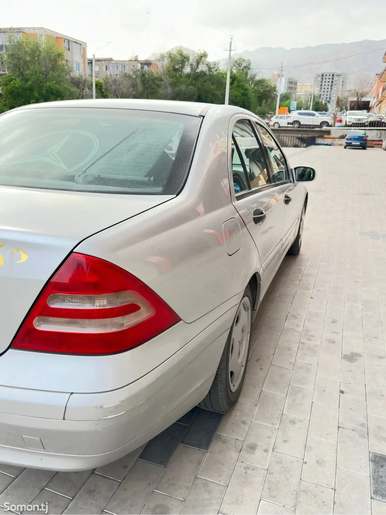 Mercedes-Benz C class 2001 · 2.4 MT