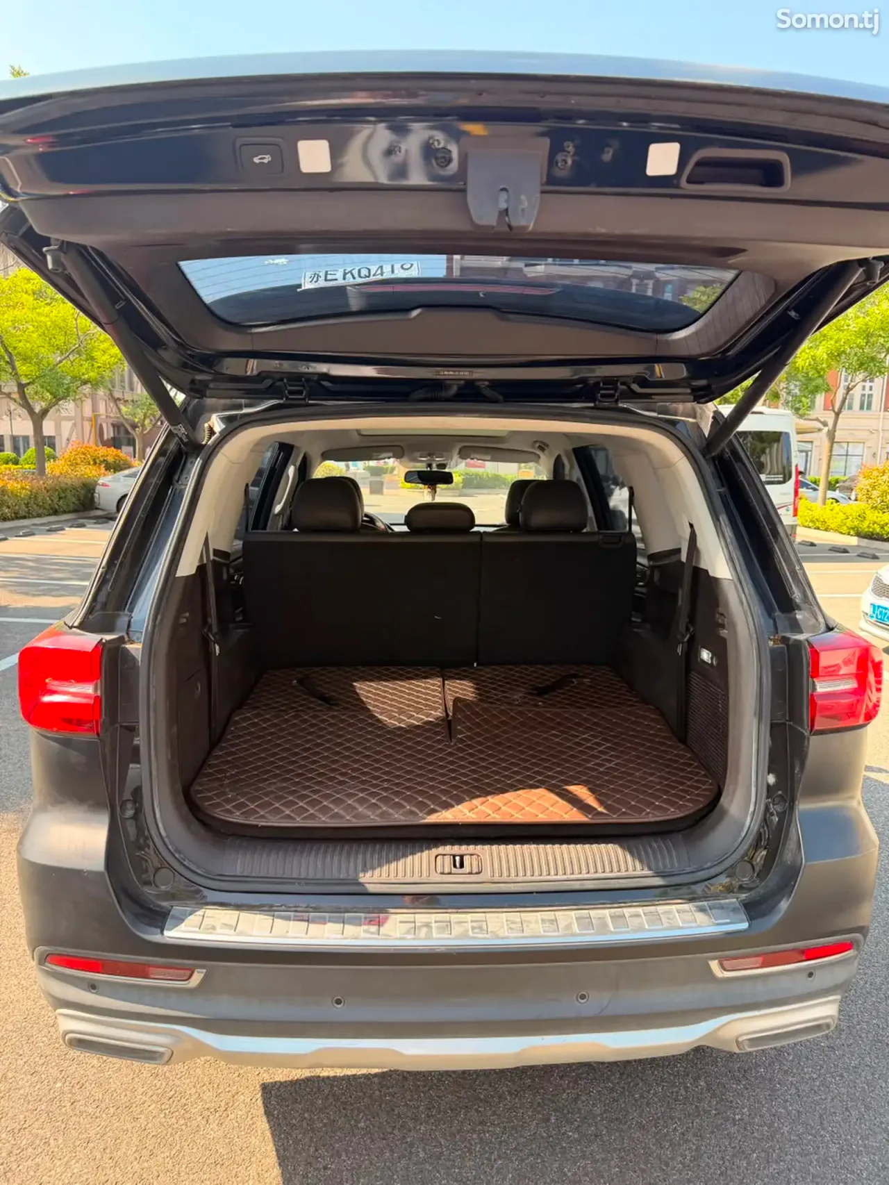 Roewe RX8 2018 · 2.0 AT
