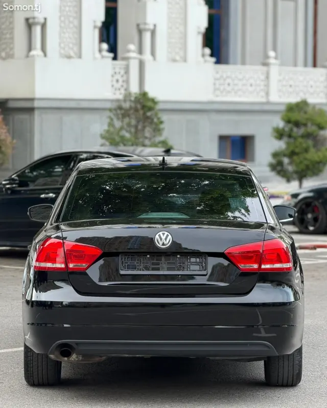 Volkswagen Passat 2015 · 1.8 AT