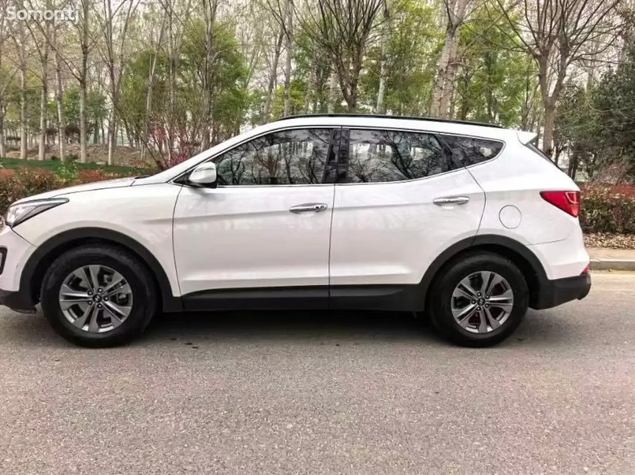 Hyundai Santa Fe 2015 · 2.0 AT
