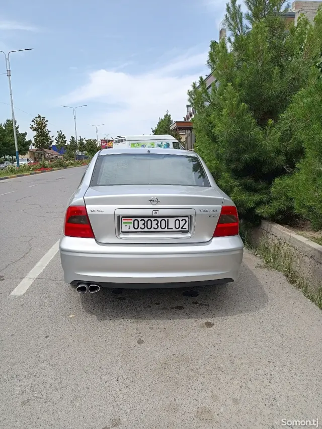 Opel Vectra B 2000 · 1.8 AT