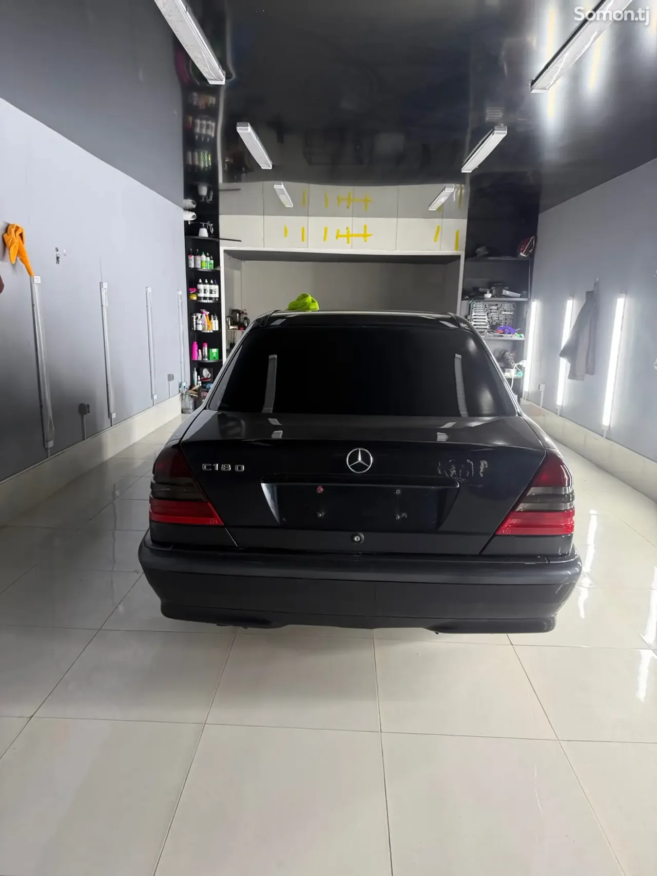 Mercedes-Benz C class 2000 · 1.8 MT