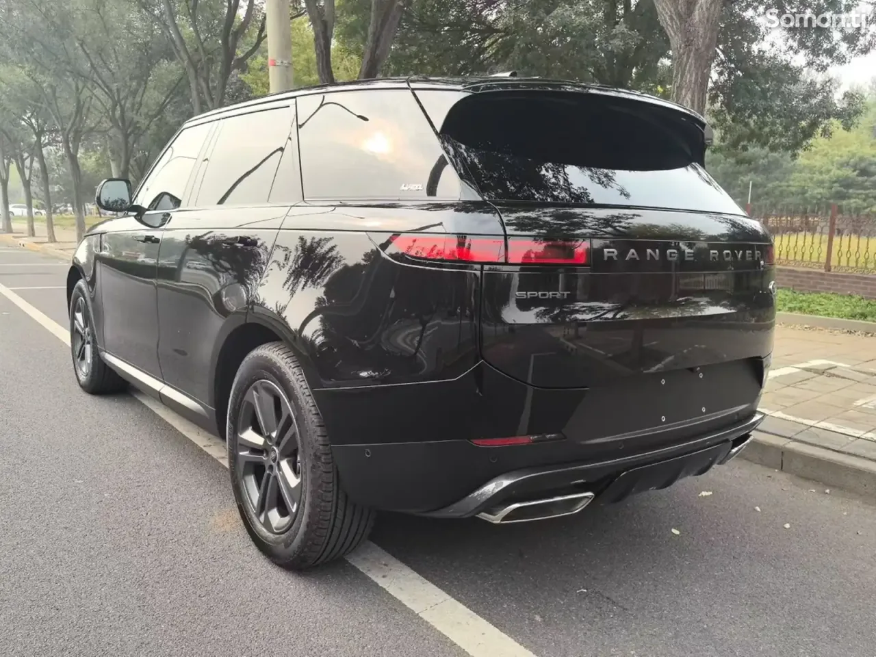 Land Rover Range Rover Sport 2024 · 3.0 AT