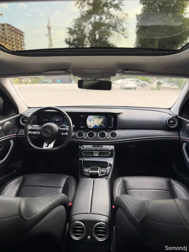 Mercedes-Benz E class 2016 · 3.0 AT