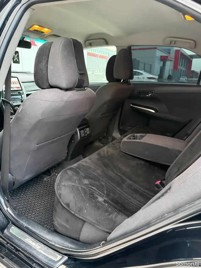 Toyota Camry 2013 · 2.5 AT