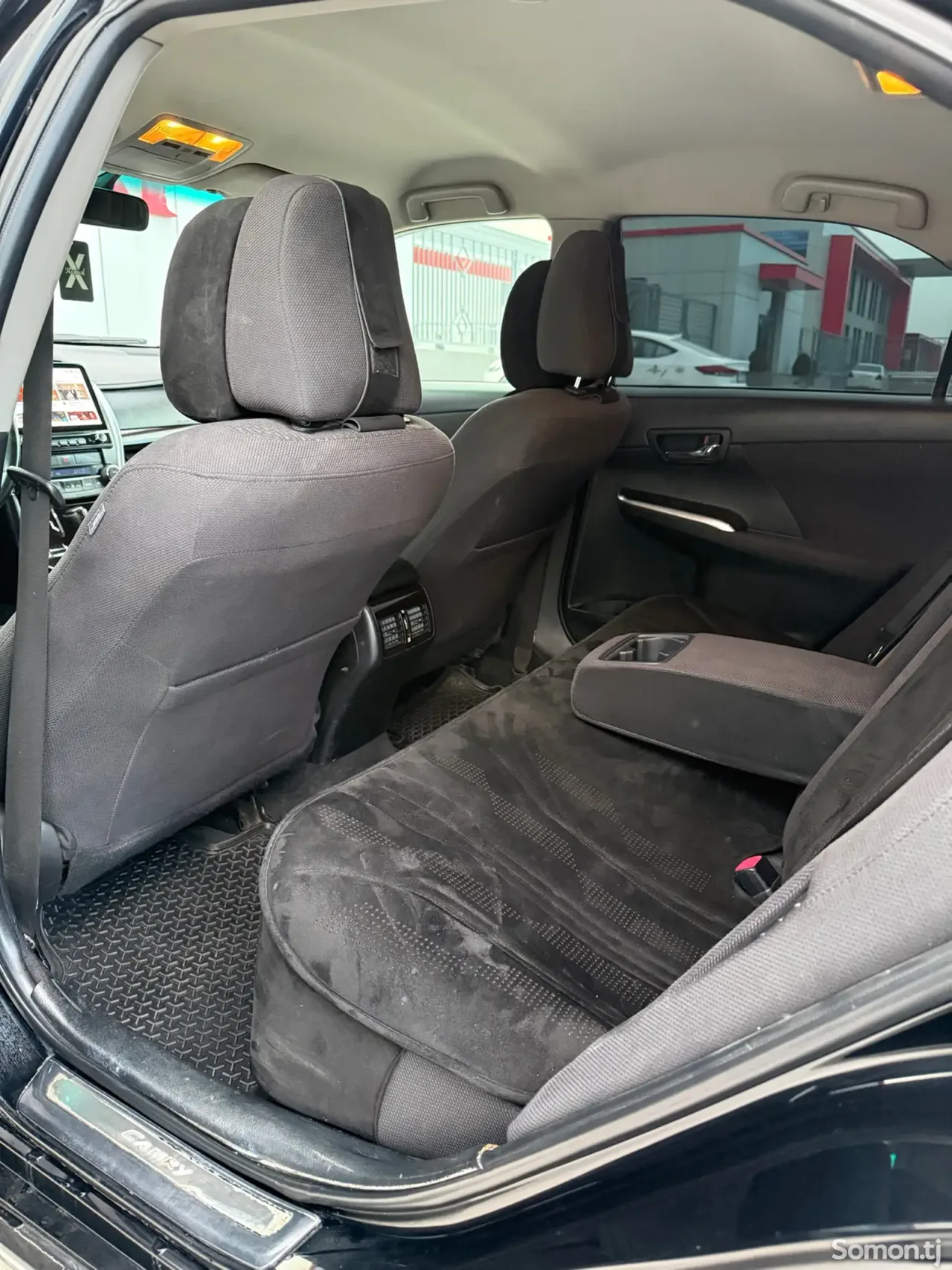 Toyota Camry 2013 · 2.5 AT