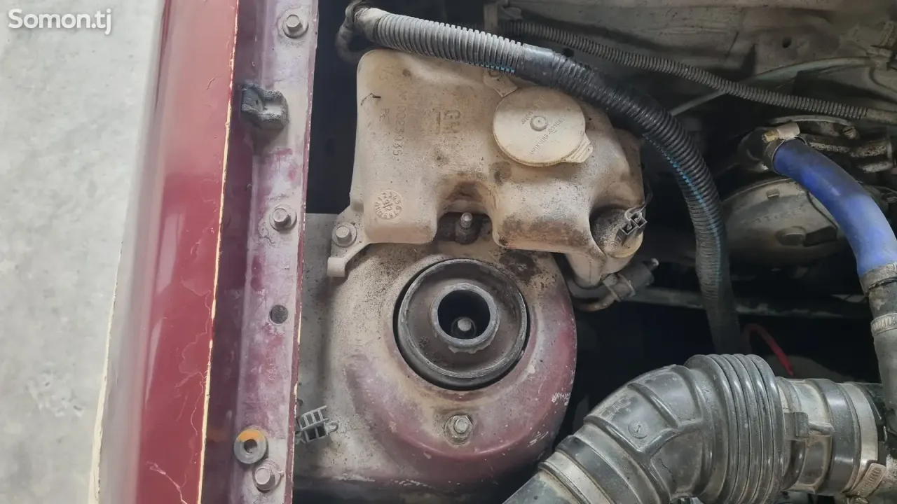 Opel Astra F 1992 · 1.6 MT