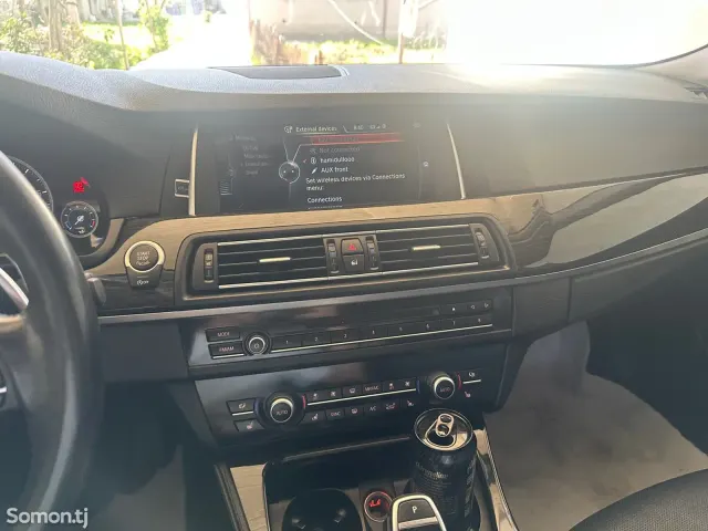 BMW 5 series 2016 · 2.0 AT