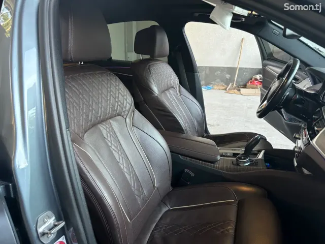 BMW 5 series 2017 · 2.0 AT